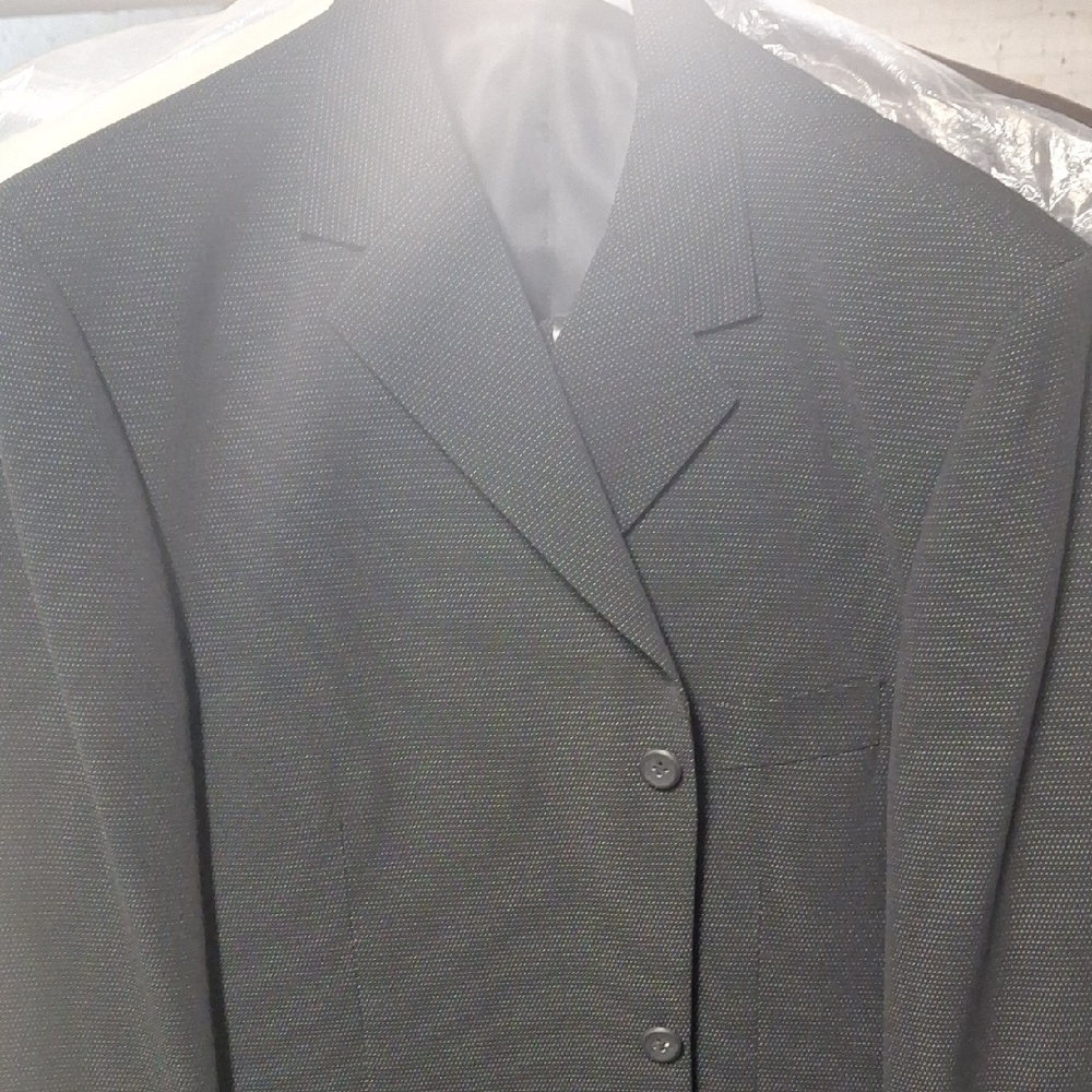 Sophisticated Charcoal Suit for Men